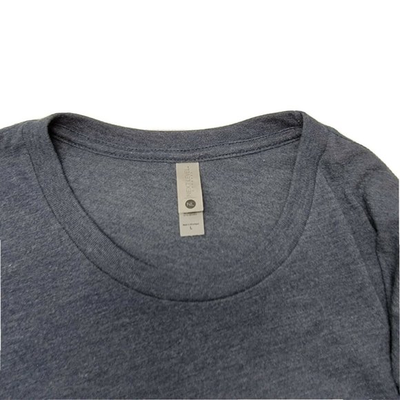 "Reading Fiction Is My Addiction" T-Shirt Large - Picture 3 of 3